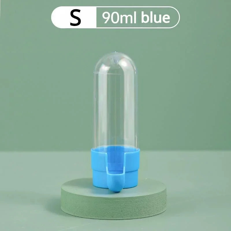 Hängender Futterspender